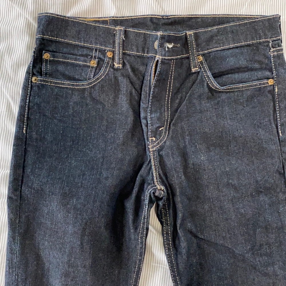 Levi’s Men’s Jeans.  Size 33x34.  Dark blue